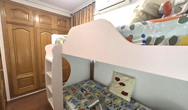 Brukt - Apartment -
Torrevieja - Las Piscinas Naturales