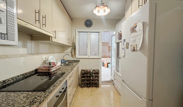 Resale - Apartment -
Torrevieja - Playa De Los Naufragos