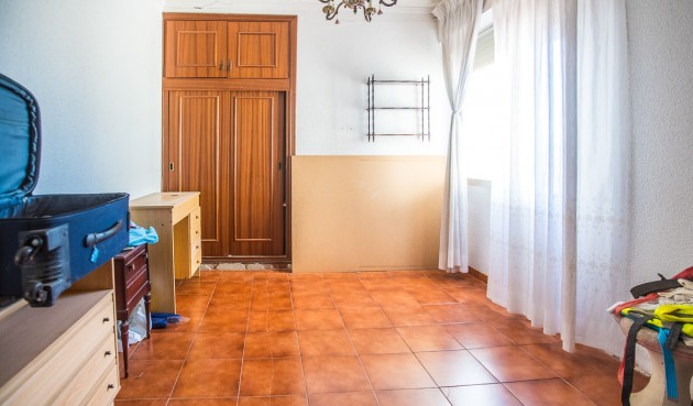 Brukt - Villa -
Orihuela - Inland