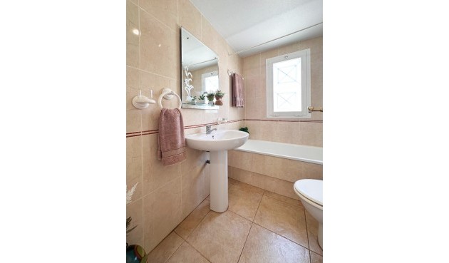 Brukt - Bungalow -
Torrevieja - Costa Blanca