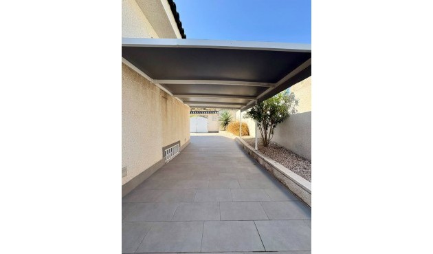 Brukt - Villa -
Rojales - Costa Blanca