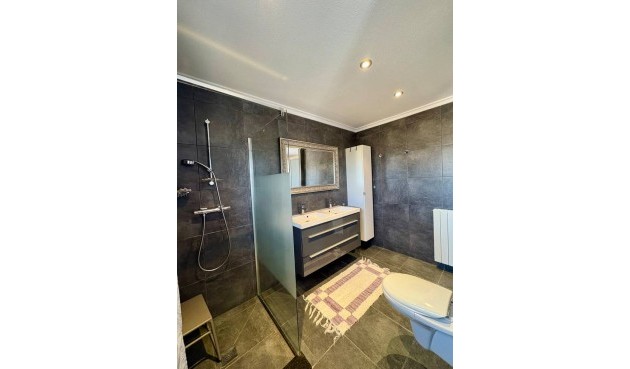 Brukt - Villa -
Rojales - Costa Blanca