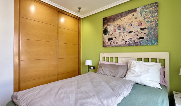Återförsäljning - Apartment -
Guardamar del Segura - Costa Blanca