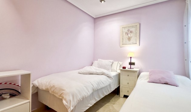 Återförsäljning - Apartment -
Guardamar del Segura - Costa Blanca