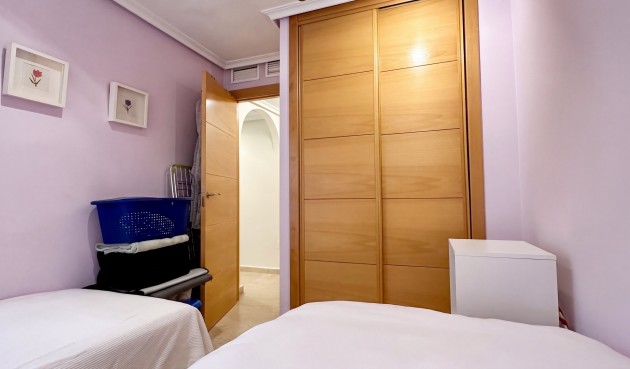 Återförsäljning - Apartment -
Guardamar del Segura - Costa Blanca