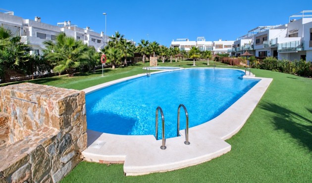 Brukt - Apartment -
Vistabella Golf Entre Naranjos - Inland