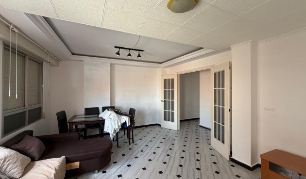 Brukt - Apartment -
Torrevieja - Centro