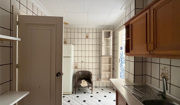 Brukt - Apartment -
Torrevieja - Centro