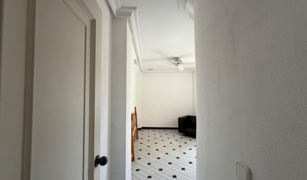 Brukt - Apartment -
Torrevieja - Centro