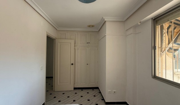 Brukt - Apartment -
Torrevieja - Centro