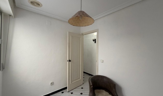 Brukt - Apartment -
Torrevieja - Centro