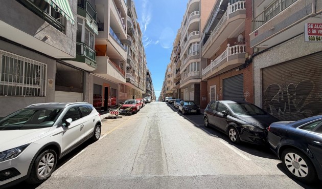 Brukt - Apartment -
Torrevieja - Playa del Cura