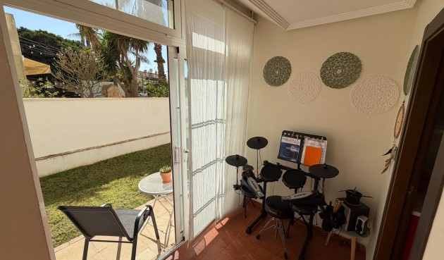 Brukt - Apartment -
Torrevieja - Torreblanca