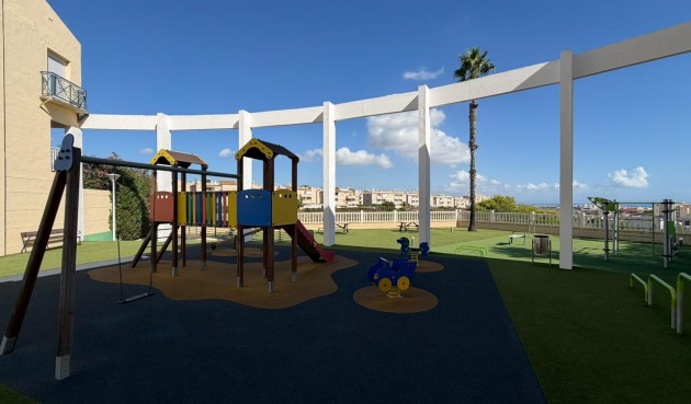 Brukt - Apartment -
Torrevieja - Torreblanca