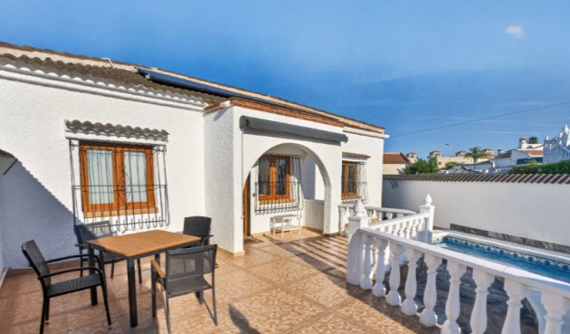 Brukt - Villa -
Torrevieja - Costa Blanca