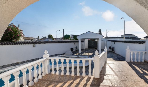 Brukt - Villa -
Torrevieja - Costa Blanca