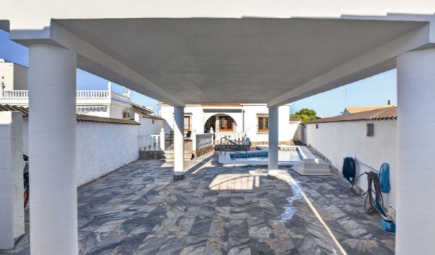 Brukt - Villa -
Torrevieja - Costa Blanca