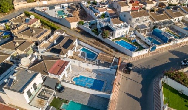 Brukt - Villa -
Torrevieja - Costa Blanca