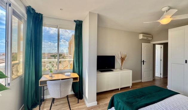 Brukt - Town House -
Orihuela Costa - Costa Blanca