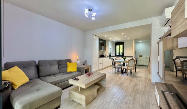 Brukt - Apartment -
Villamartin - Costa Blanca