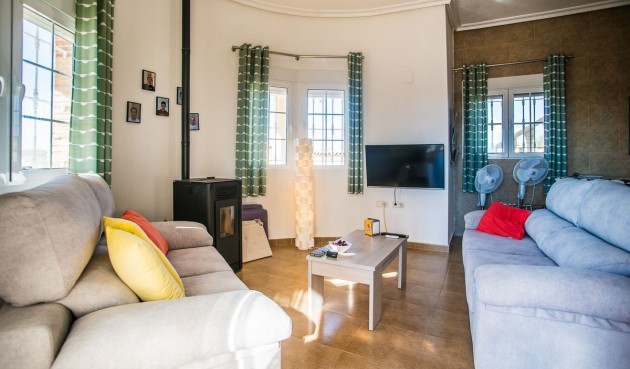 Brukt - Villa -
Catral - Costa Blanca