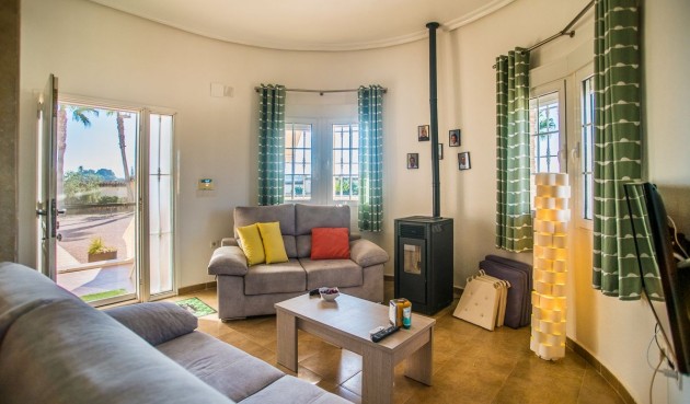 Brukt - Villa -
Catral - Costa Blanca