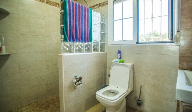 Brukt - Villa -
Catral - Costa Blanca