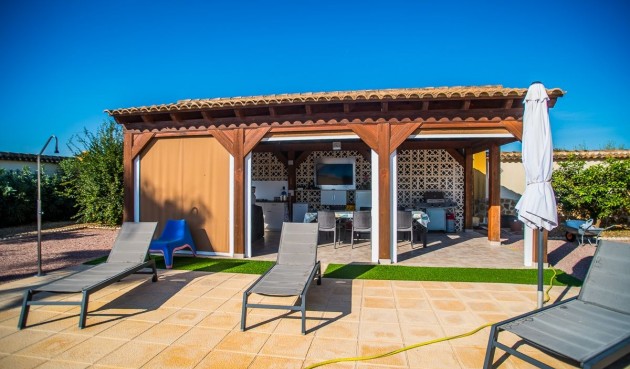 Brukt - Villa -
Catral - Costa Blanca