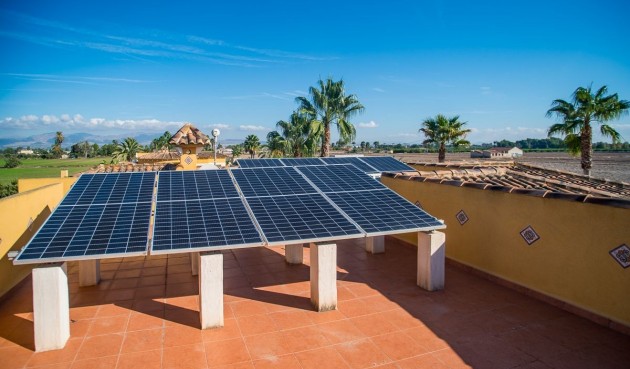 Brukt - Villa -
Catral - Costa Blanca