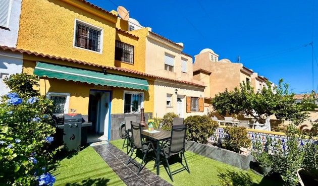 Brukt - Town House -
Torrevieja - Costa Blanca