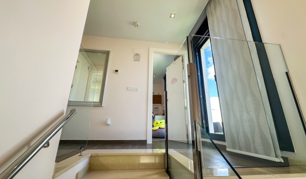 Brukt - Villa -
Torrevieja - Costa Blanca