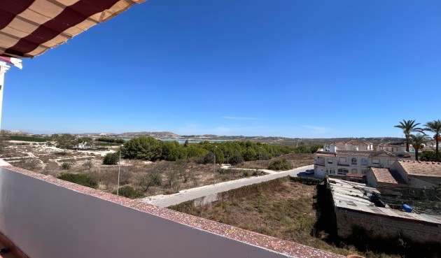 Brukt - Apartment -
Orihuela - Inland