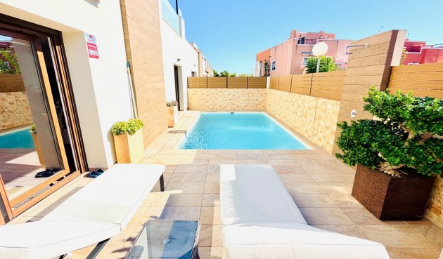 Brukt - Town House -
Los Montesinos - Costa Blanca