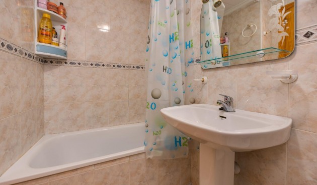 Brukt - Apartment -
Torrevieja - Estacion De Autobuses