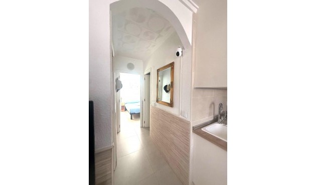 Resale - Bungalow -
Torrevieja - Torretas