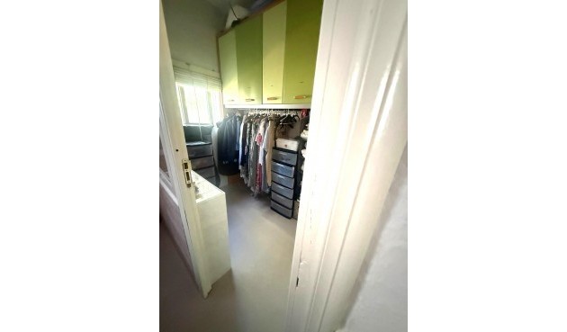 Resale - Bungalow -
Torrevieja - Torretas