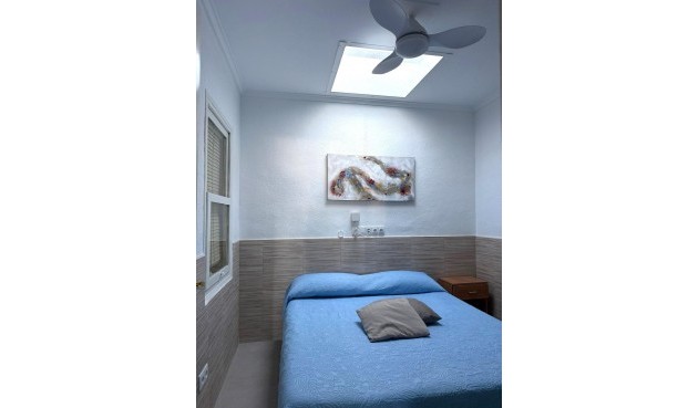 Resale - Bungalow -
Torrevieja - Torretas