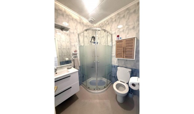 Resale - Bungalow -
Torrevieja - Torretas
