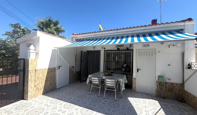 Resale - Bungalow -
Torrevieja - Torretas