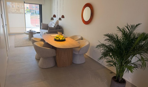 Nybygg - Town House -
Pilar de la Horadada - pueblo