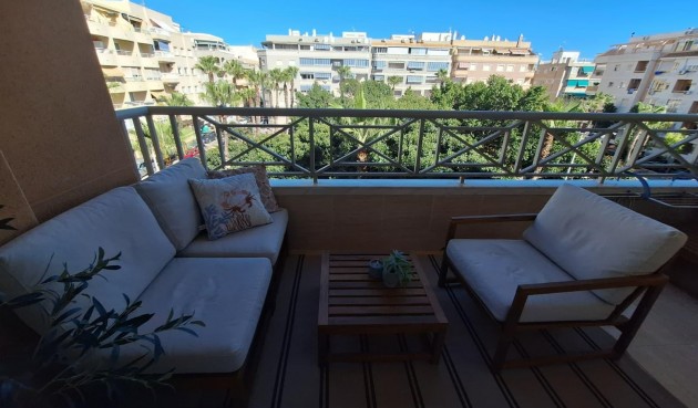 Brukt - Apartment -
Torrevieja - Playa del Cura