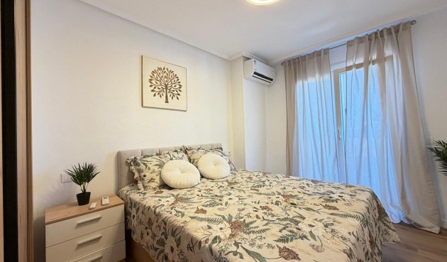 Brukt - Apartment -
Torrevieja - PARQUE DE LAS NACIONES