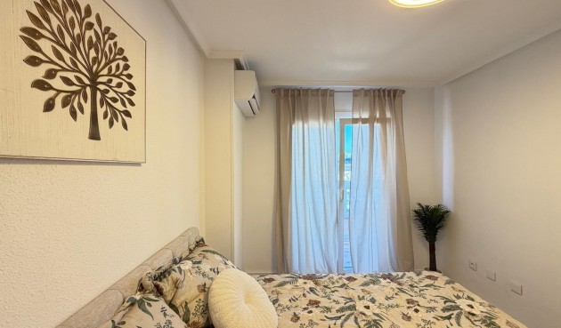 Brukt - Apartment -
Torrevieja - PARQUE DE LAS NACIONES