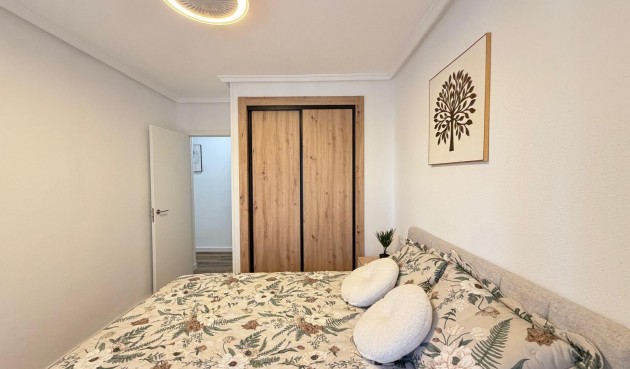 Brukt - Apartment -
Torrevieja - PARQUE DE LAS NACIONES