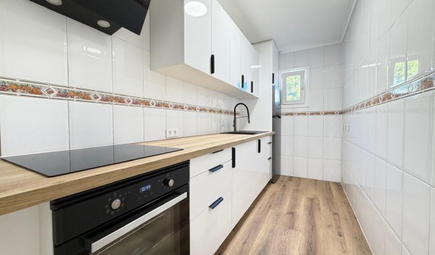 Brukt - Apartment -
Torrevieja - PARQUE DE LAS NACIONES