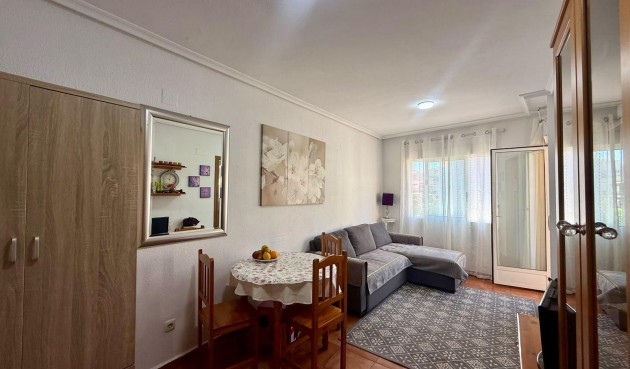 Brukt - Apartment -
Torrevieja - Centro