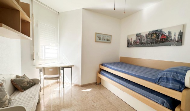 Brukt - Apartment -
Orihuela Costa - Campoamor