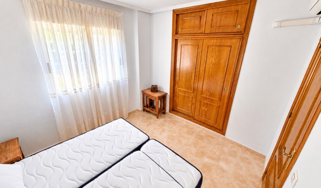 Brukt - Apartment -
Villamartin - Costa Blanca