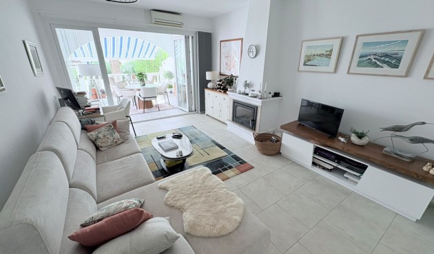 Brukt - Villa -
Villamartin - Costa Blanca