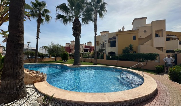 Brukt - Bungalow -
Orihuela Costa - Costa Blanca